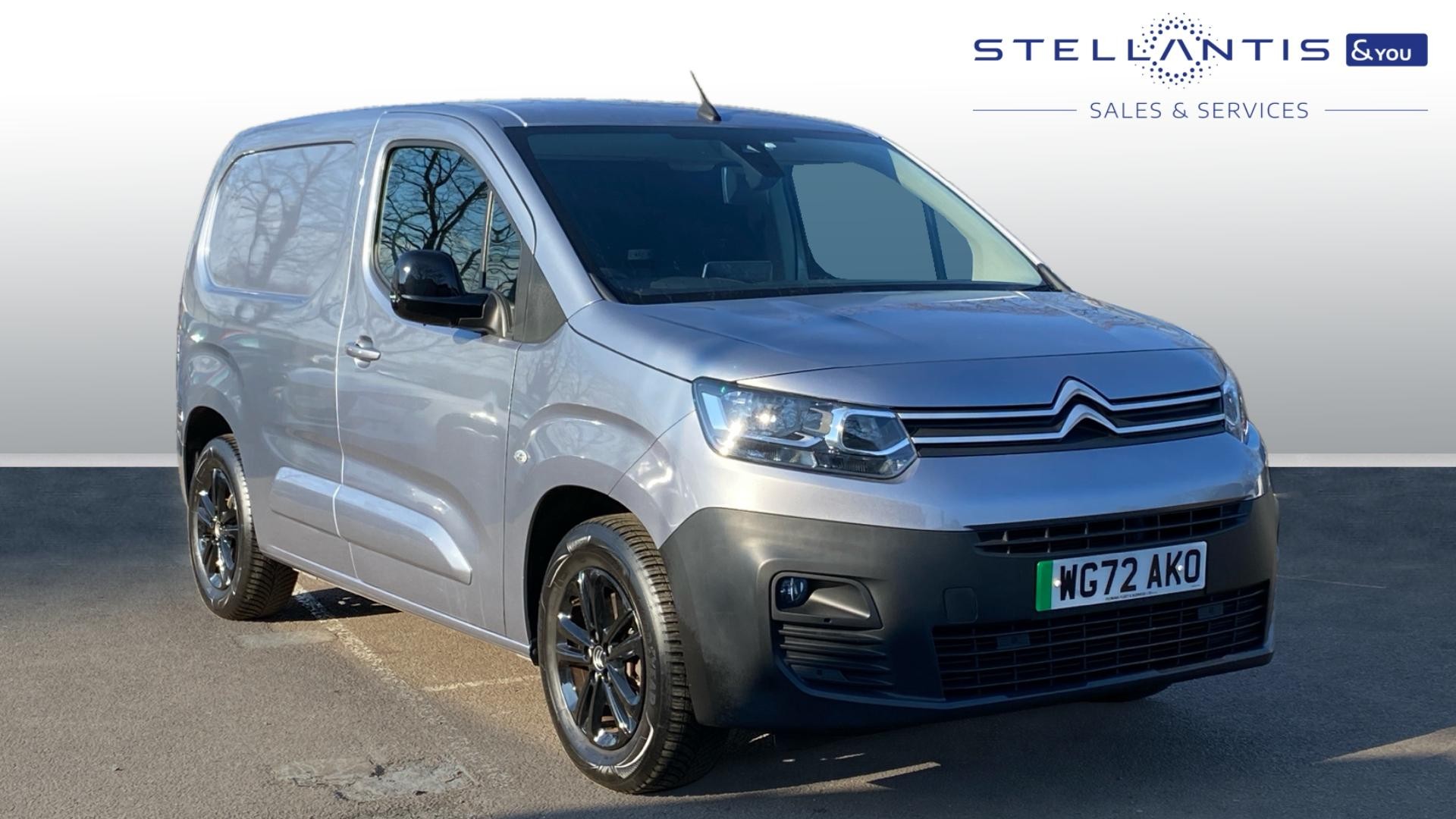 Main listing image - Citroen e-Berlingo