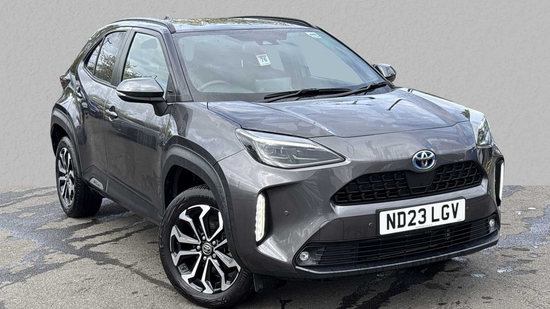 Main listing image - Toyota Yaris Cross