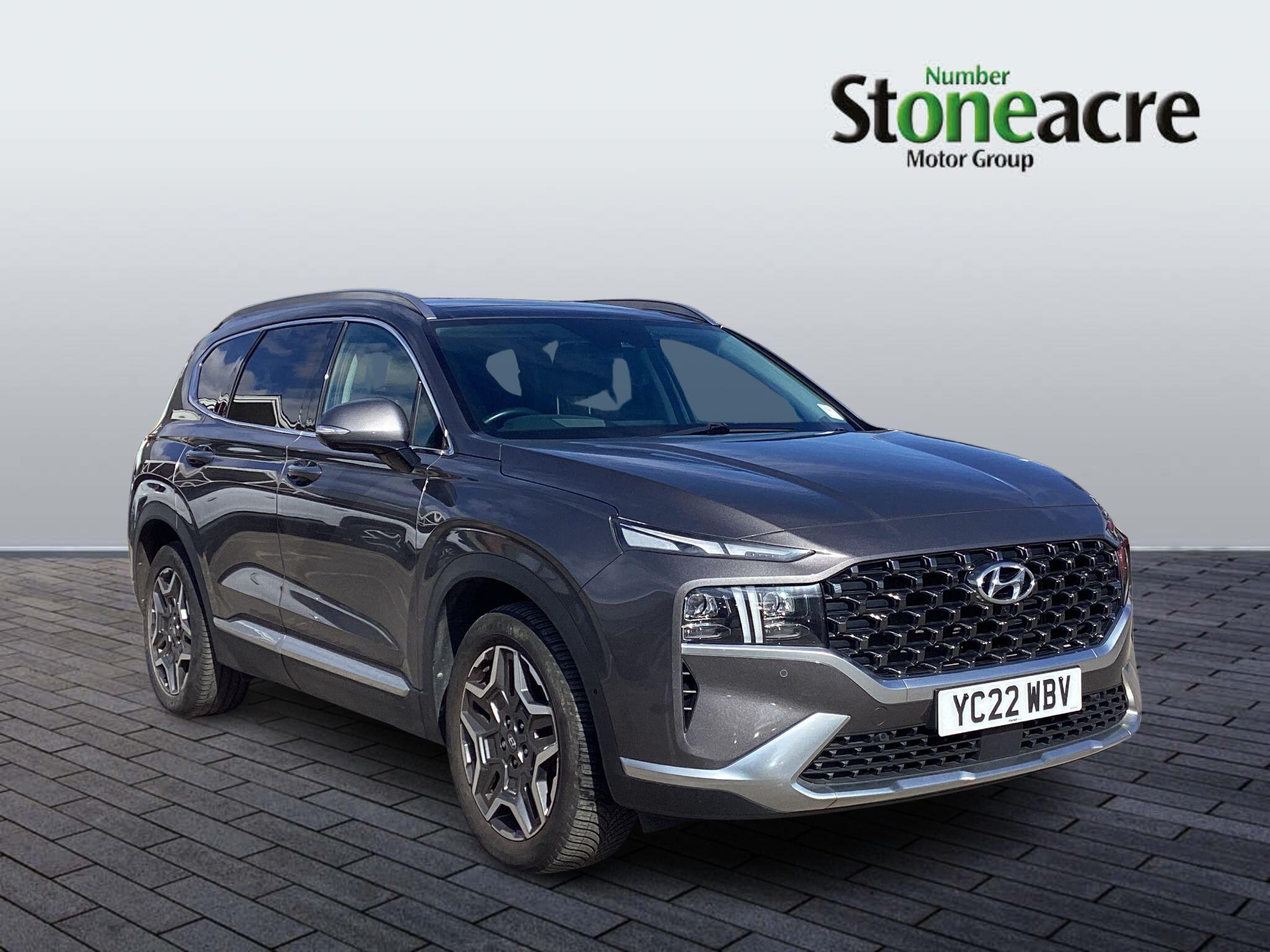 Main listing image - Hyundai Santa Fe