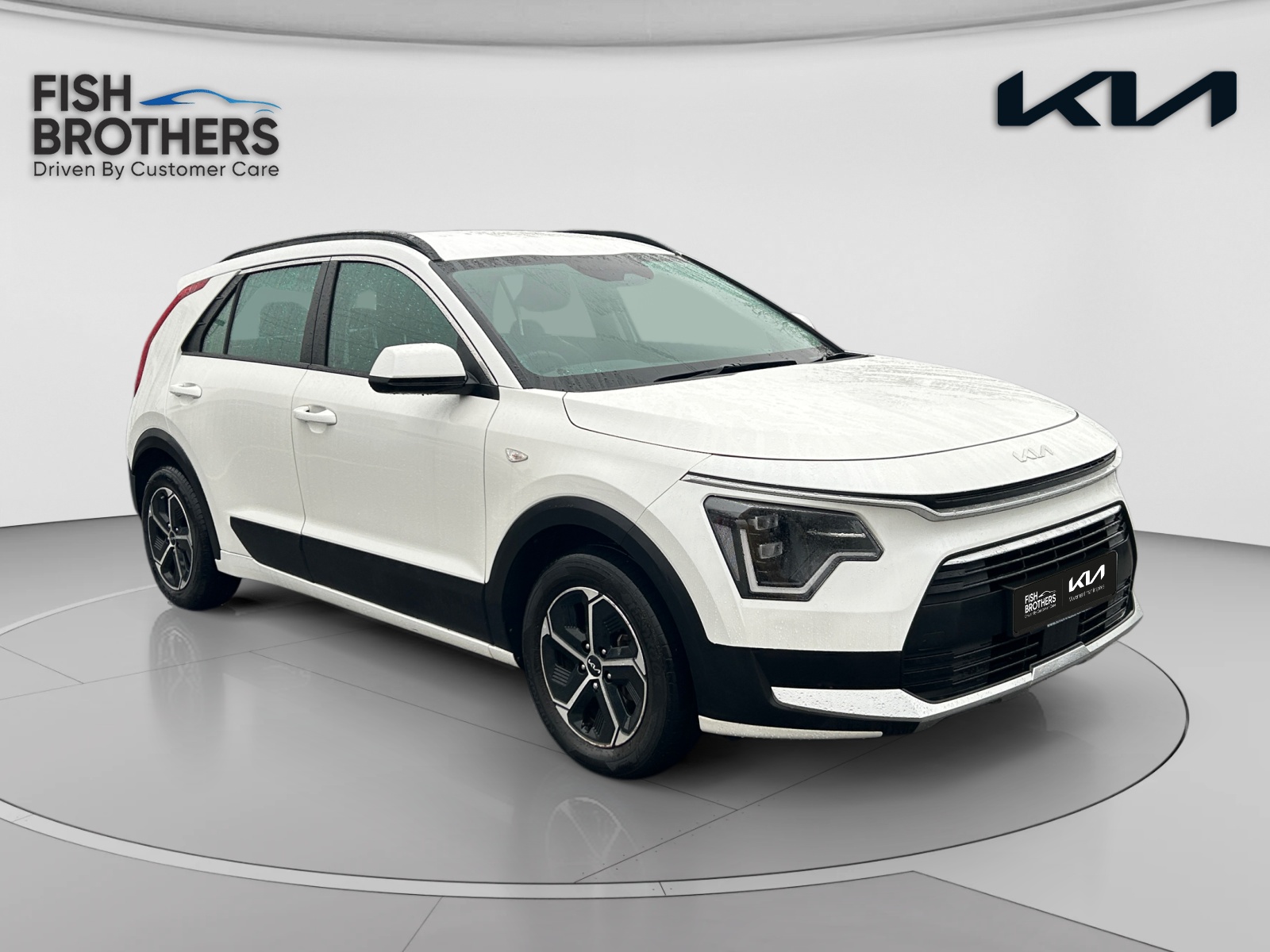 Main listing image - Kia Niro