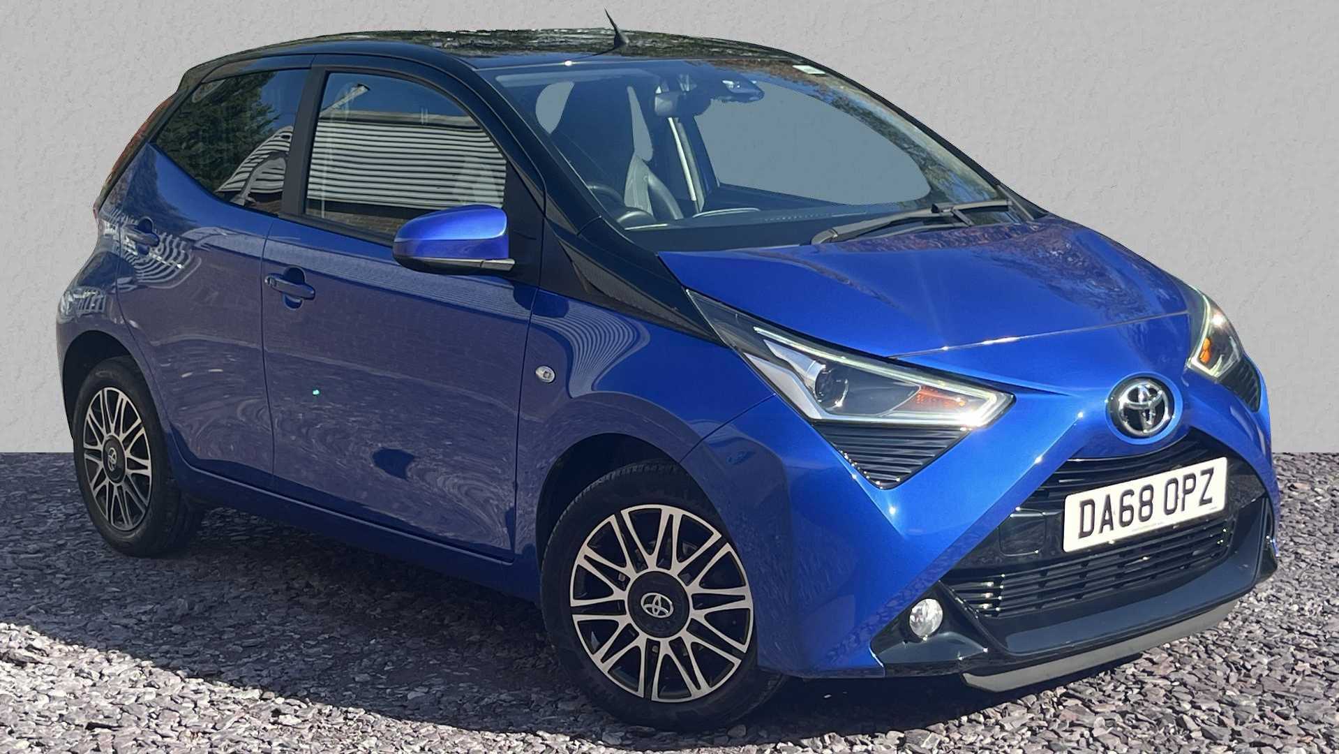 Main listing image - Toyota Aygo