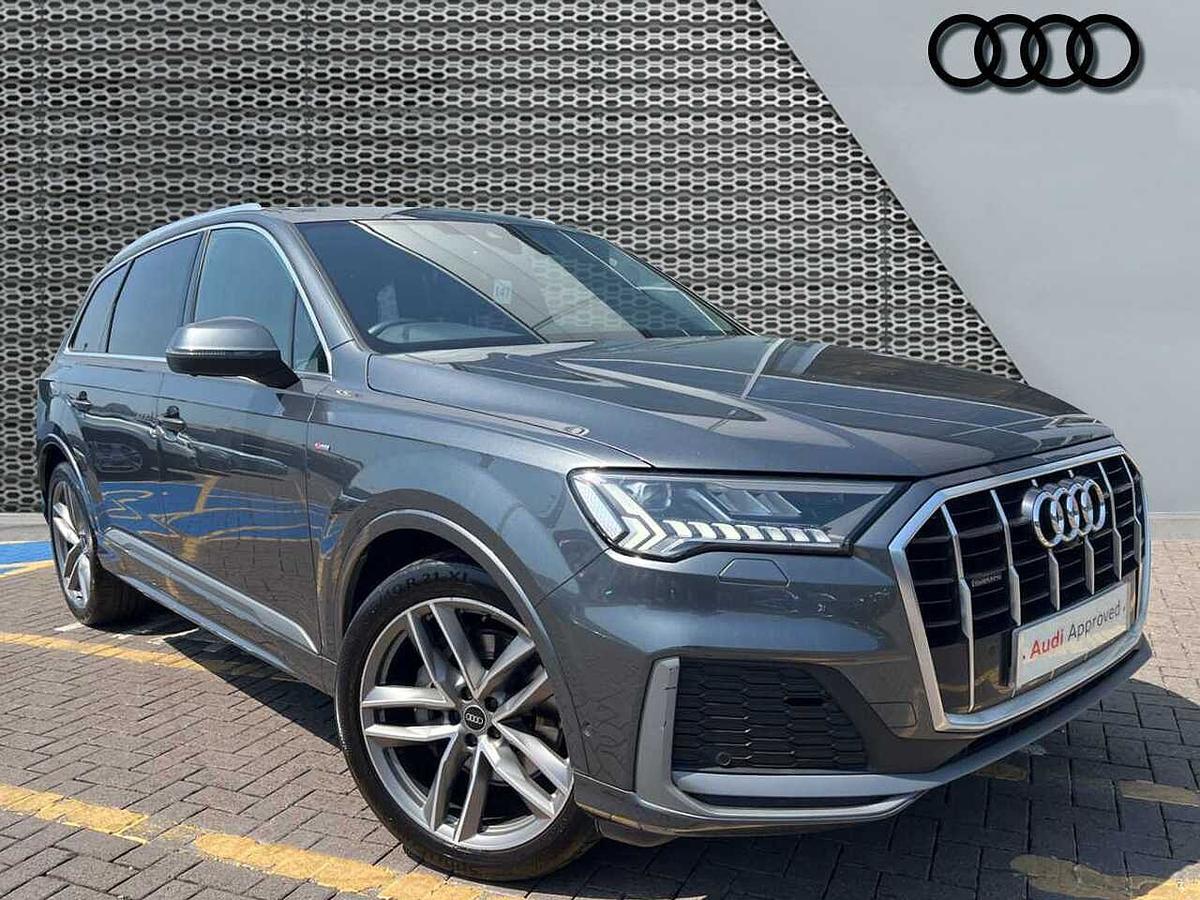 Main listing image - Audi Q7