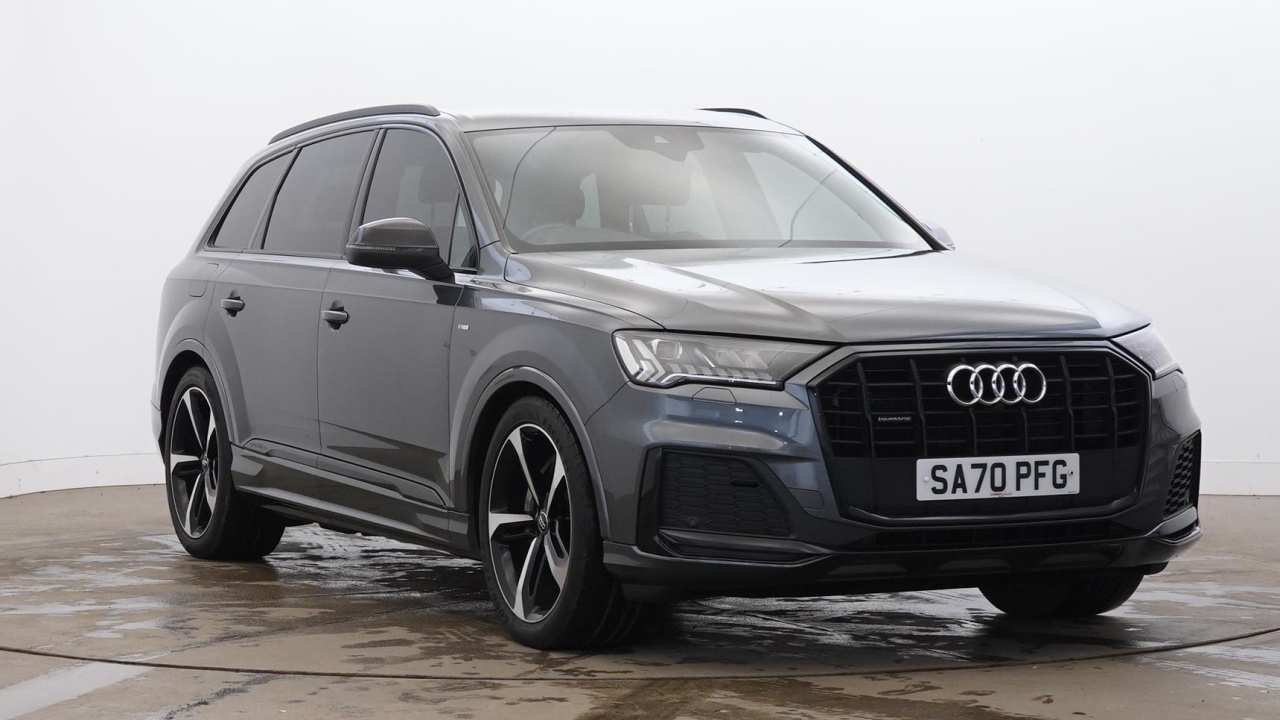 Main listing image - Audi Q7