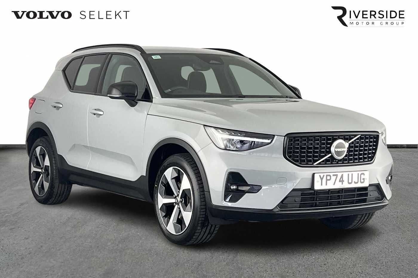 Main listing image - Volvo XC40