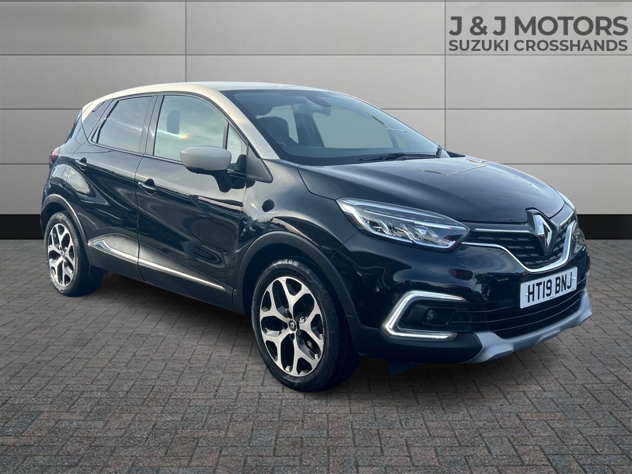 Main listing image - Renault Captur