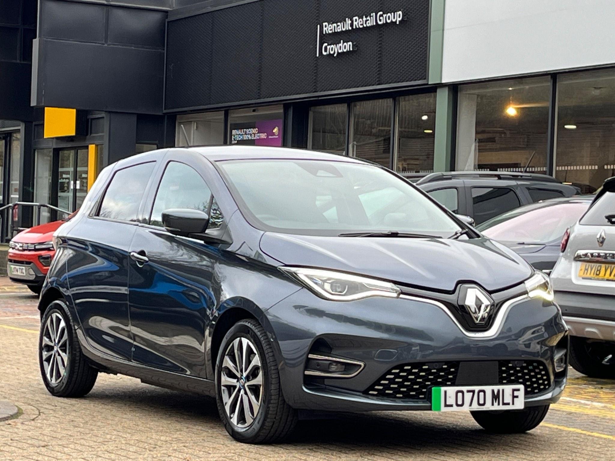 Main listing image - Renault Zoe