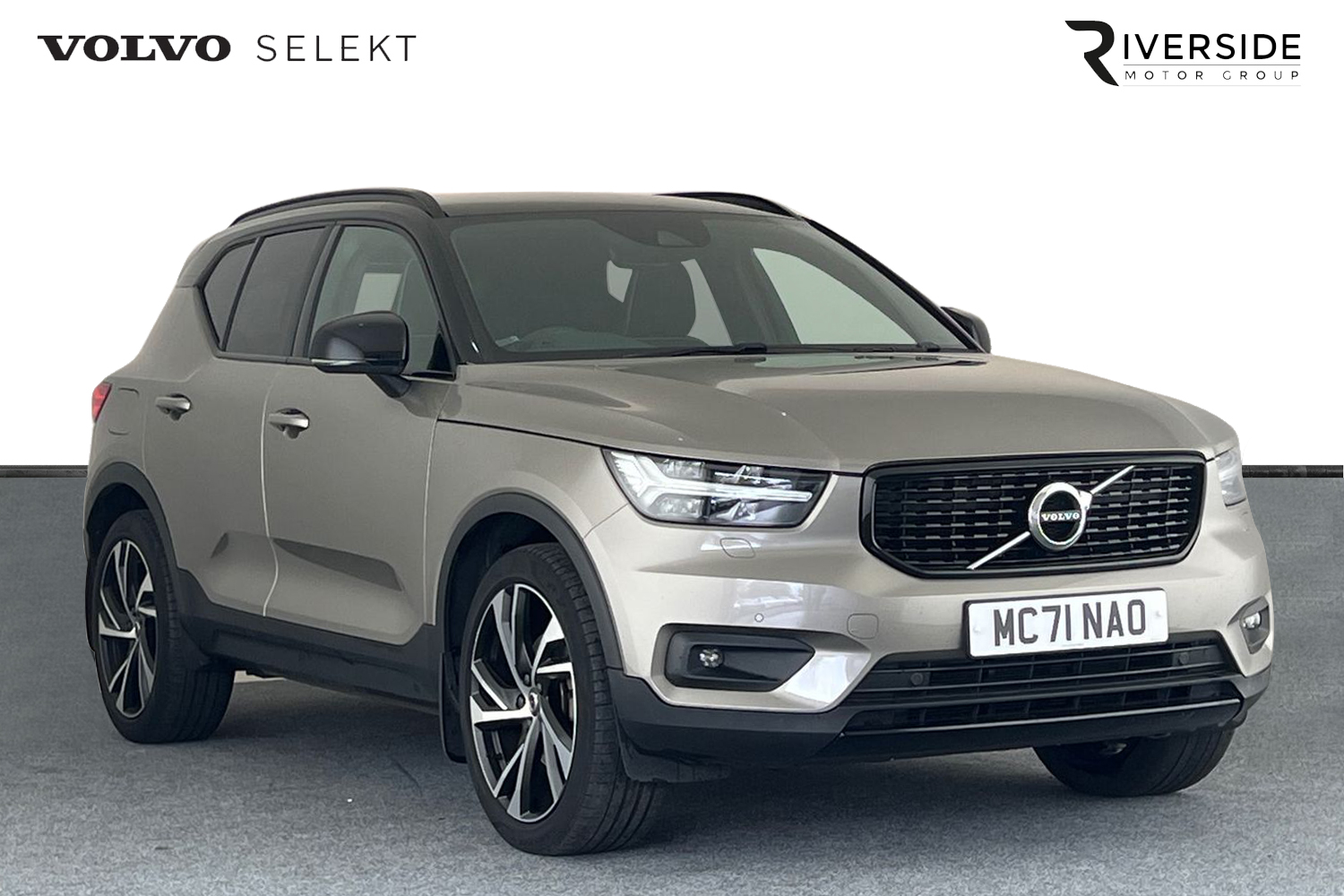 Main listing image - Volvo XC40