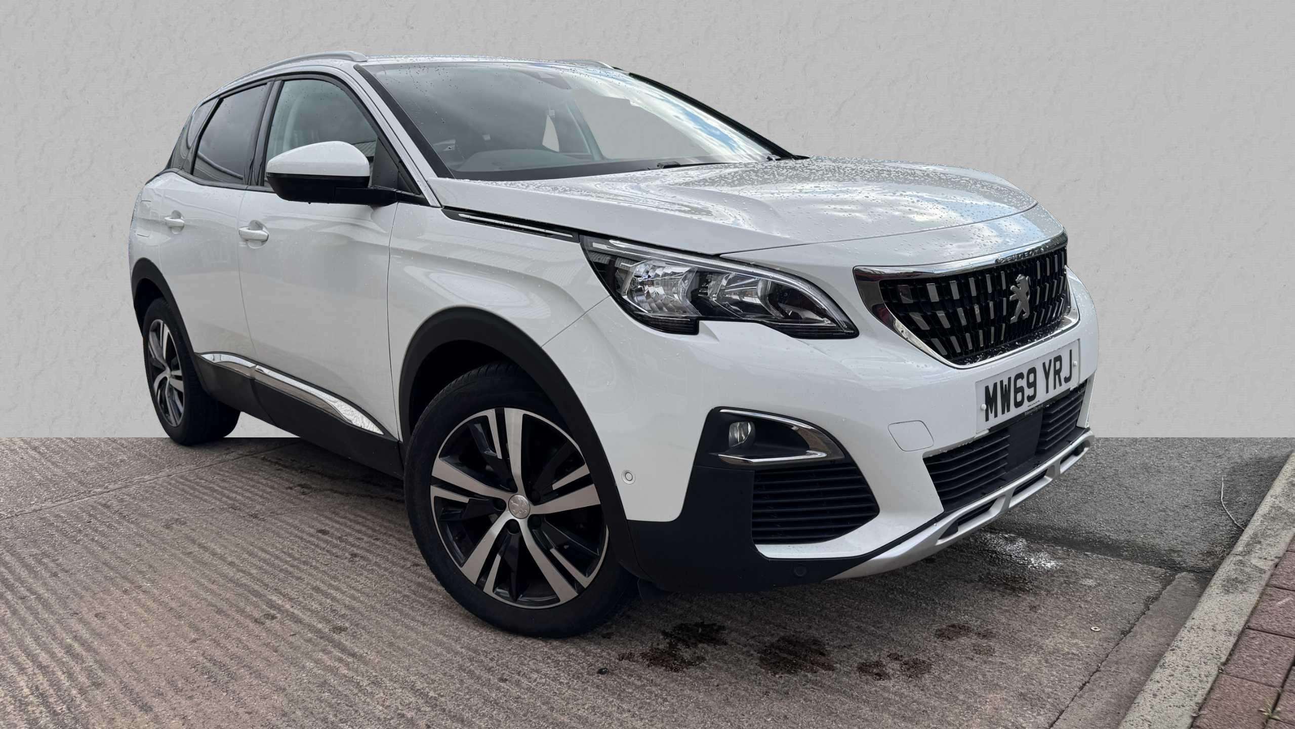 Main listing image - Peugeot 3008