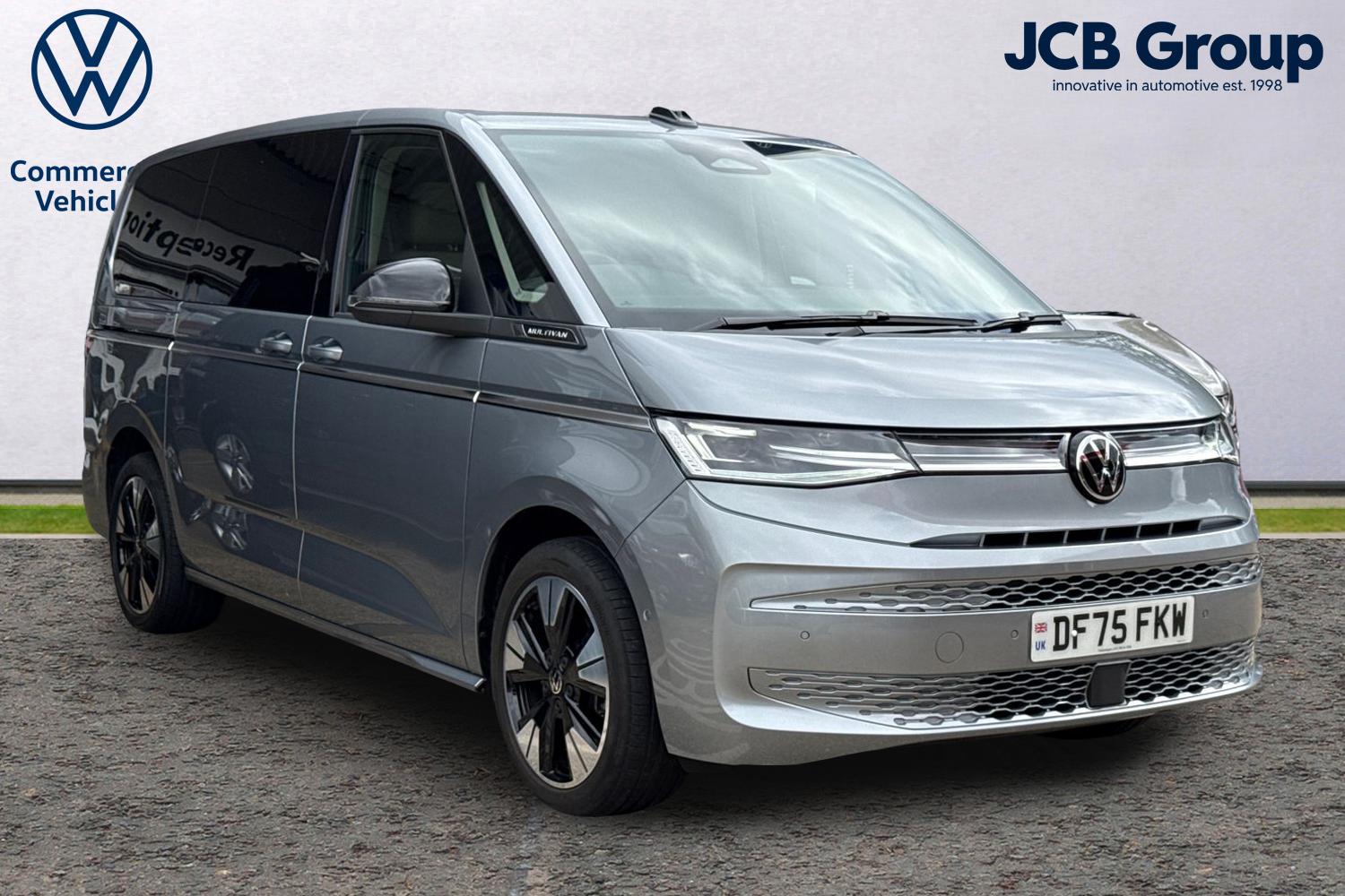 Main listing image - Volkswagen Multivan
