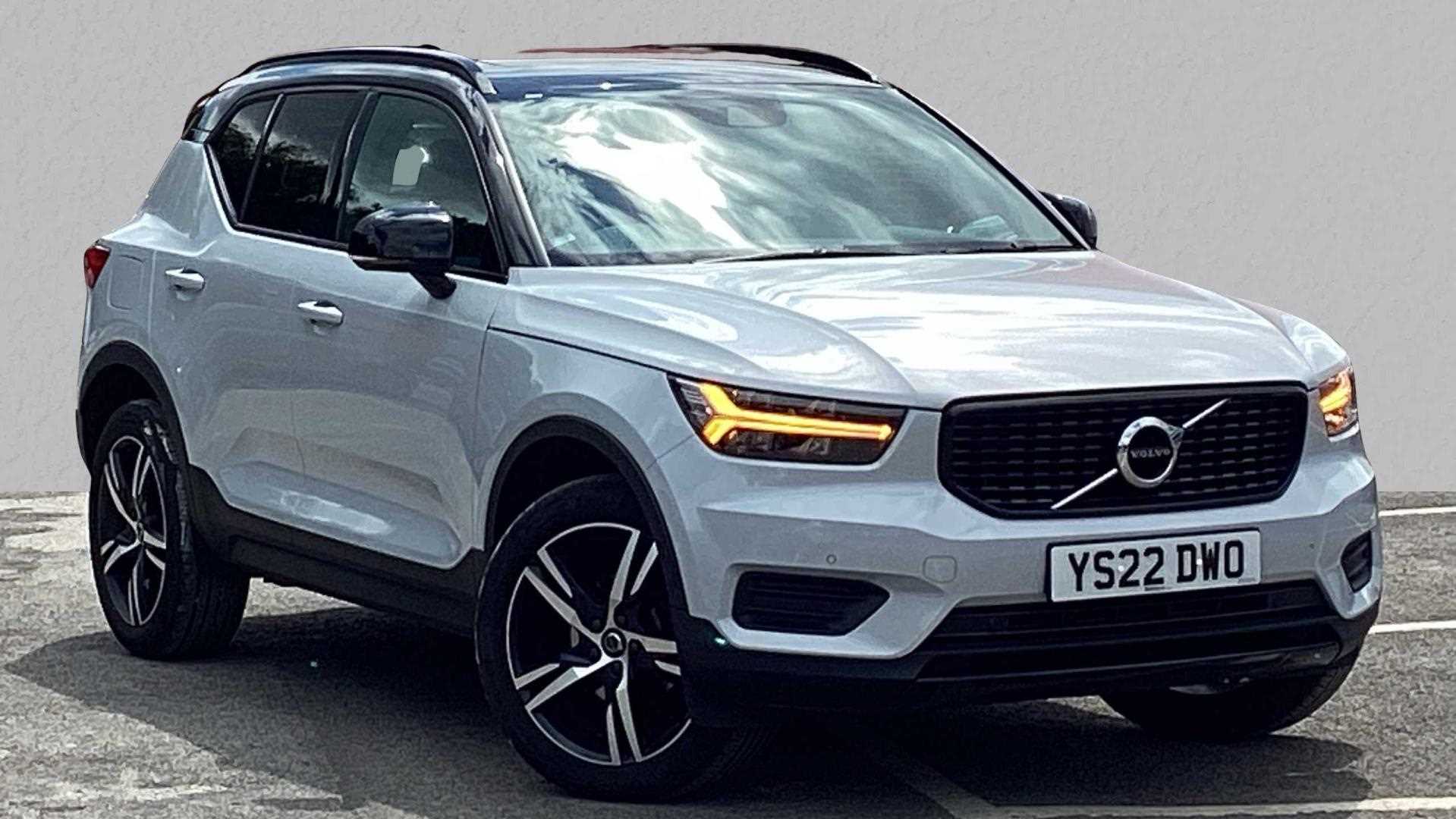 Main listing image - Volvo XC40