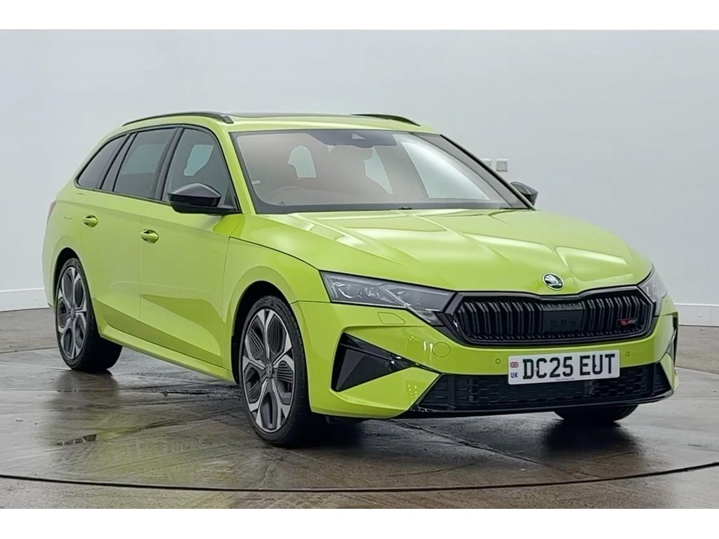 Main listing image - Skoda Octavia Estate