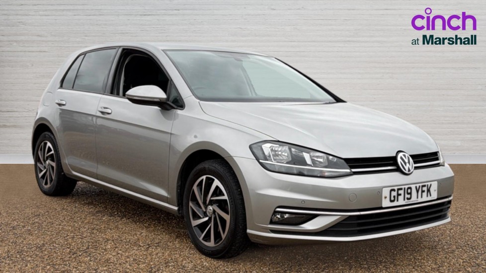Main listing image - Volkswagen Golf