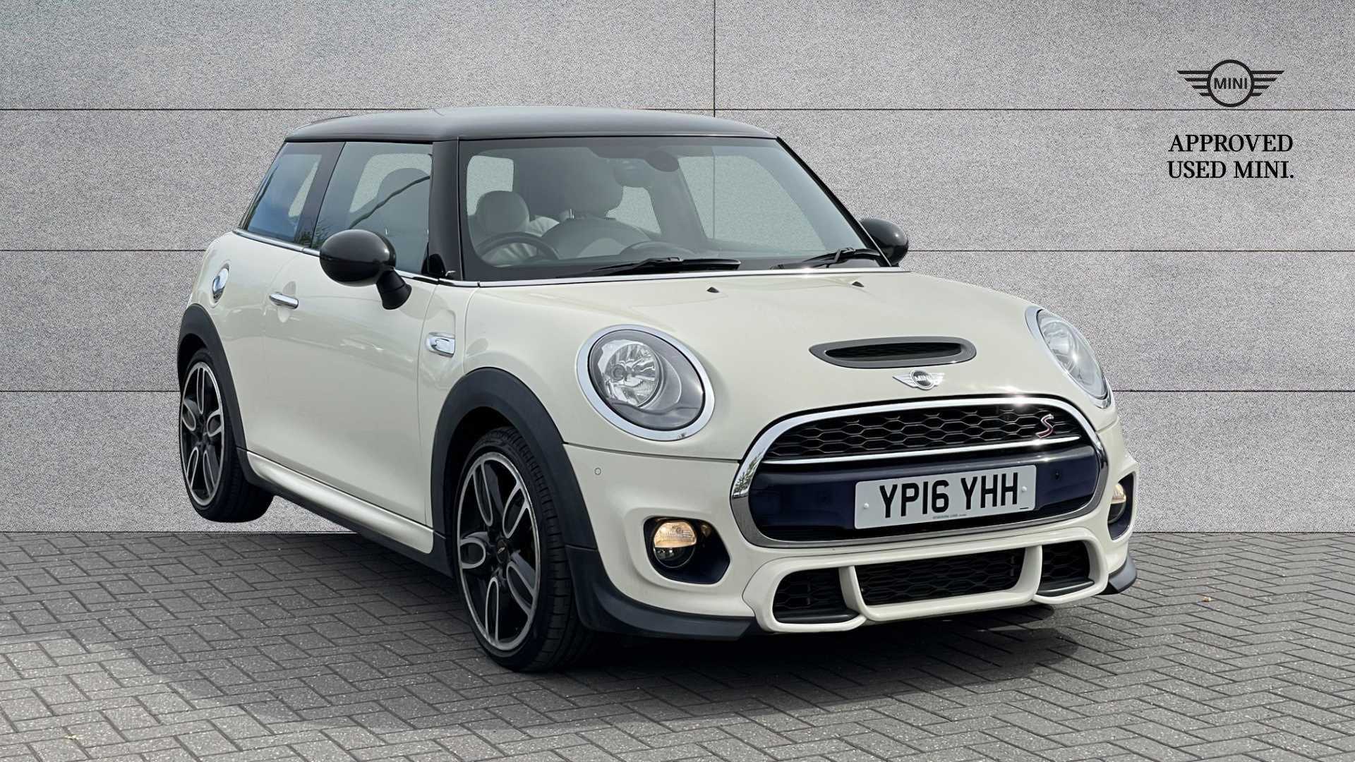 Main listing image - MINI Hatchback