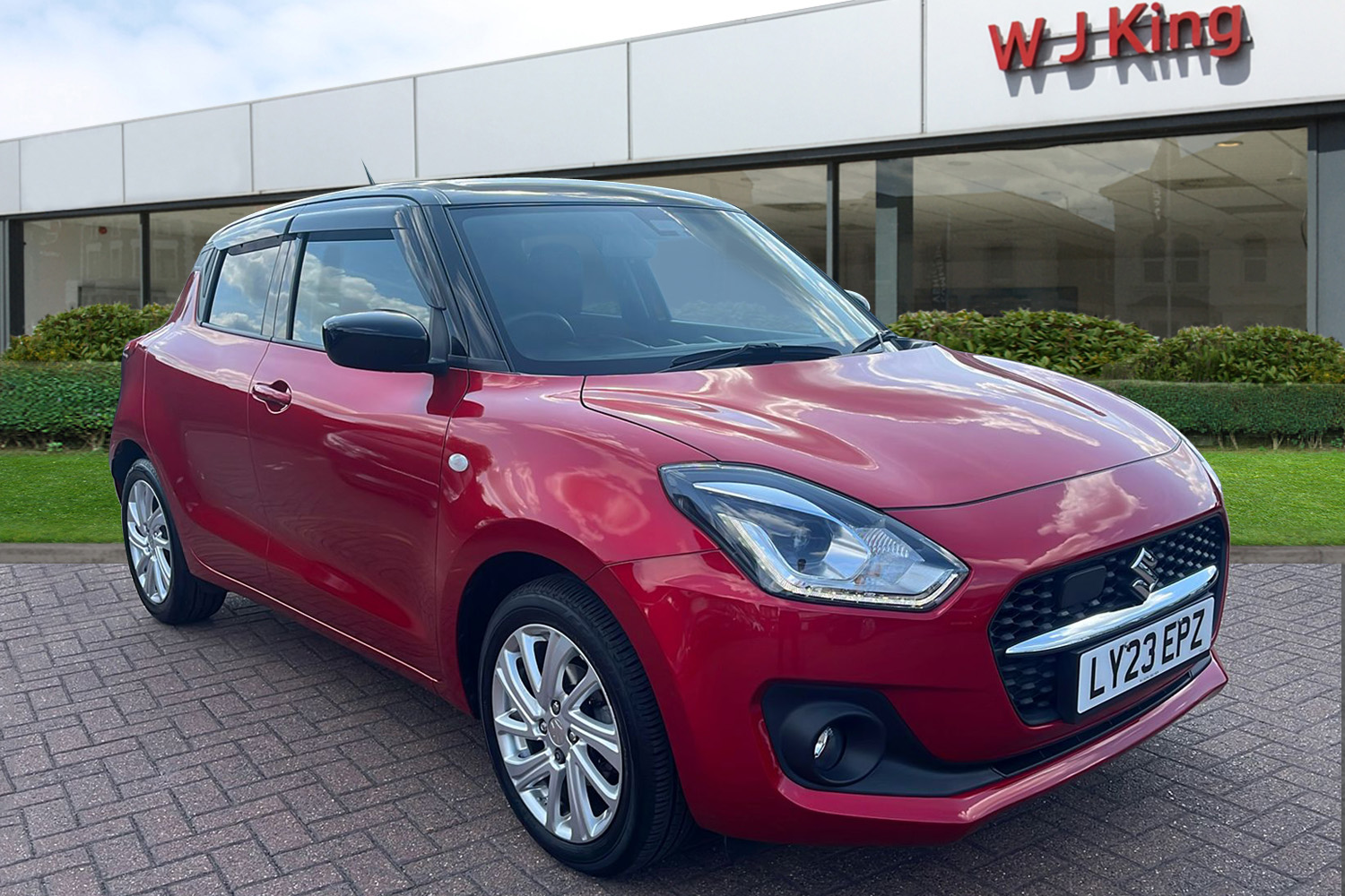 Main listing image - Suzuki Swift
