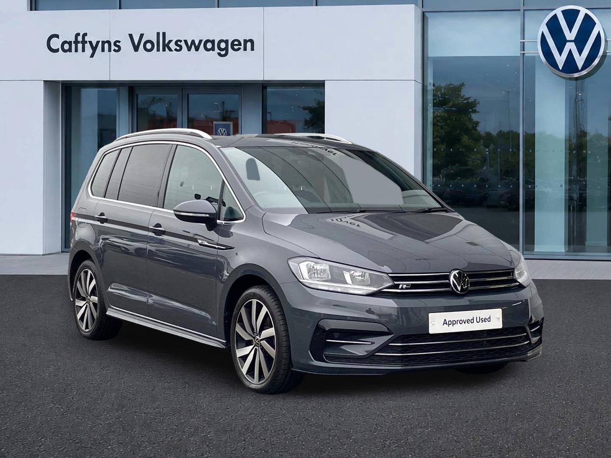 Main listing image - Volkswagen Touran