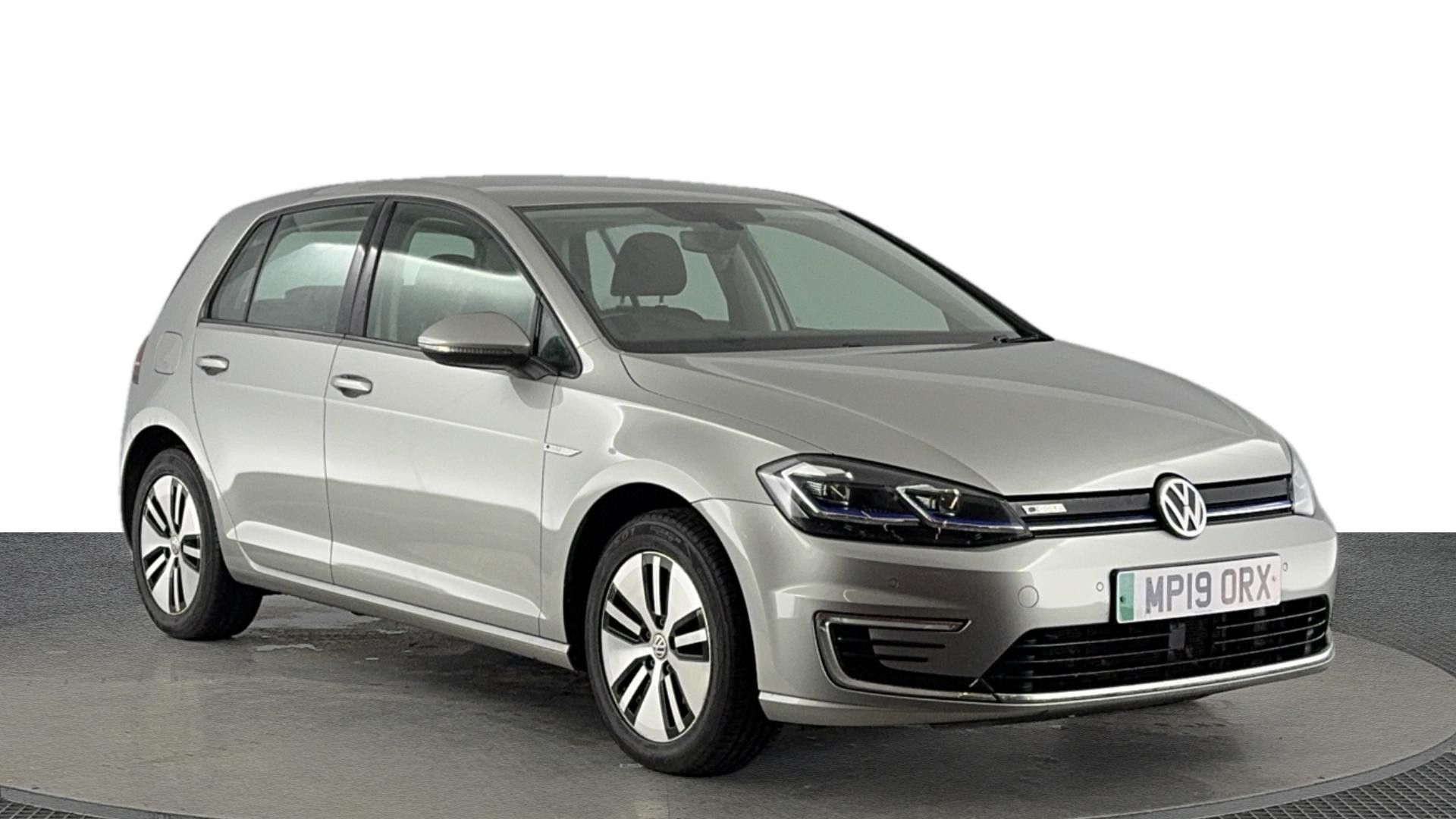 Main listing image - Volkswagen e-Golf