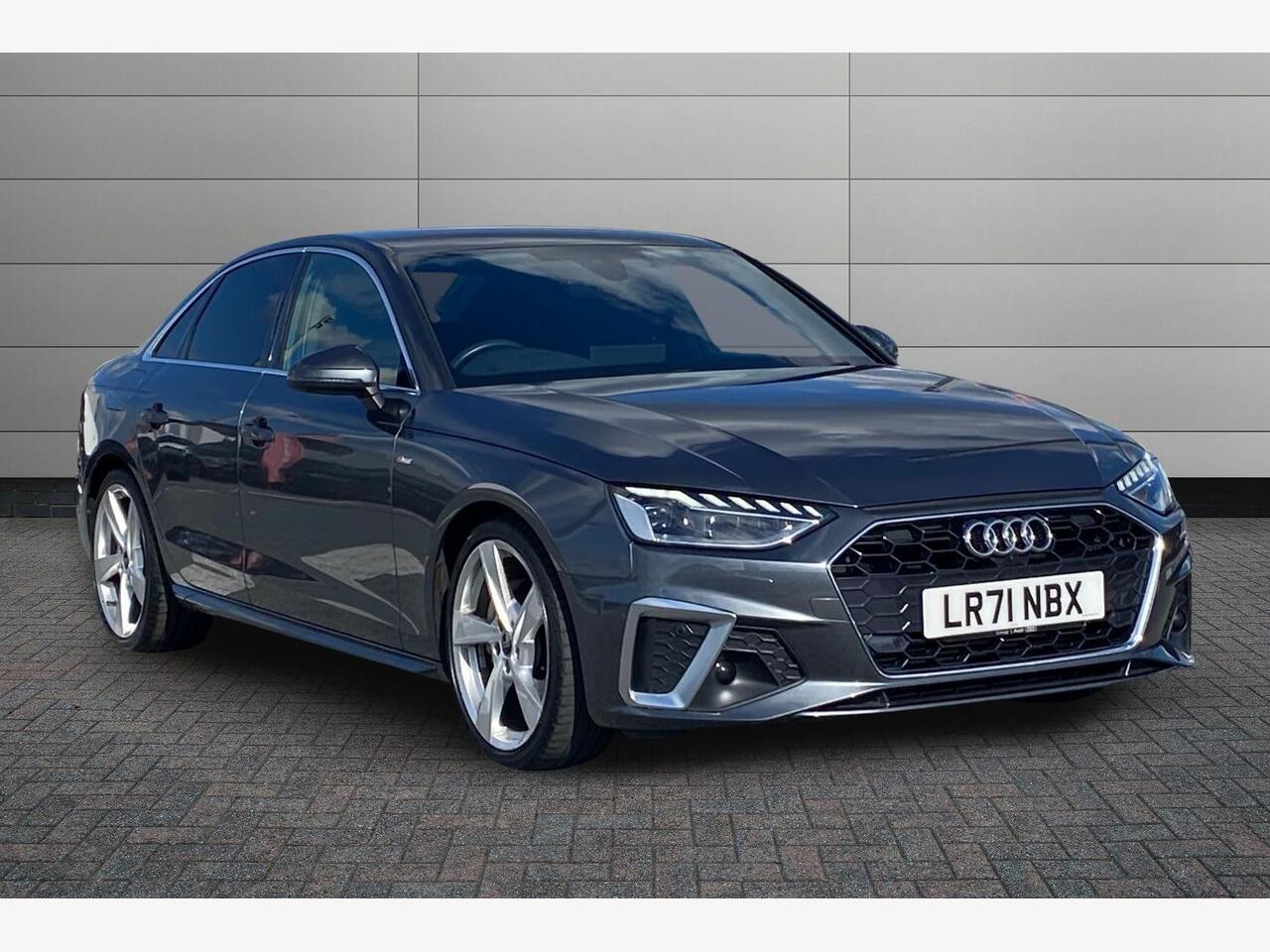 Main listing image - Audi A4
