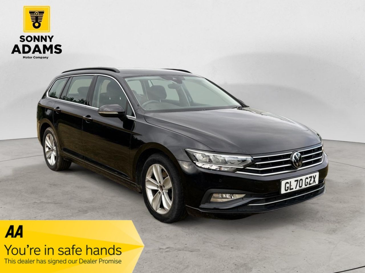 Main listing image - Volkswagen Passat Estate