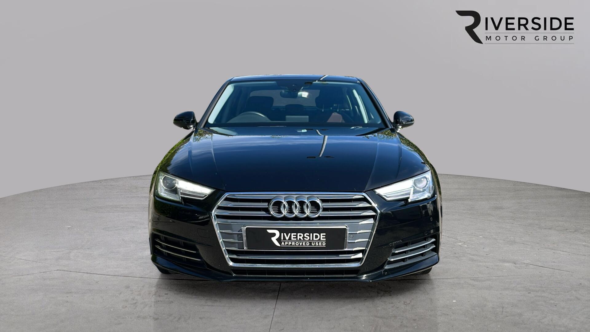 Main listing image - Audi A4