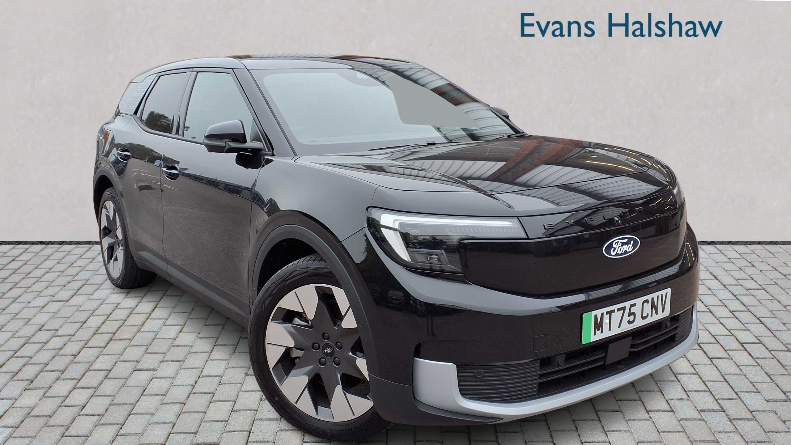 Main listing image - Ford Explorer