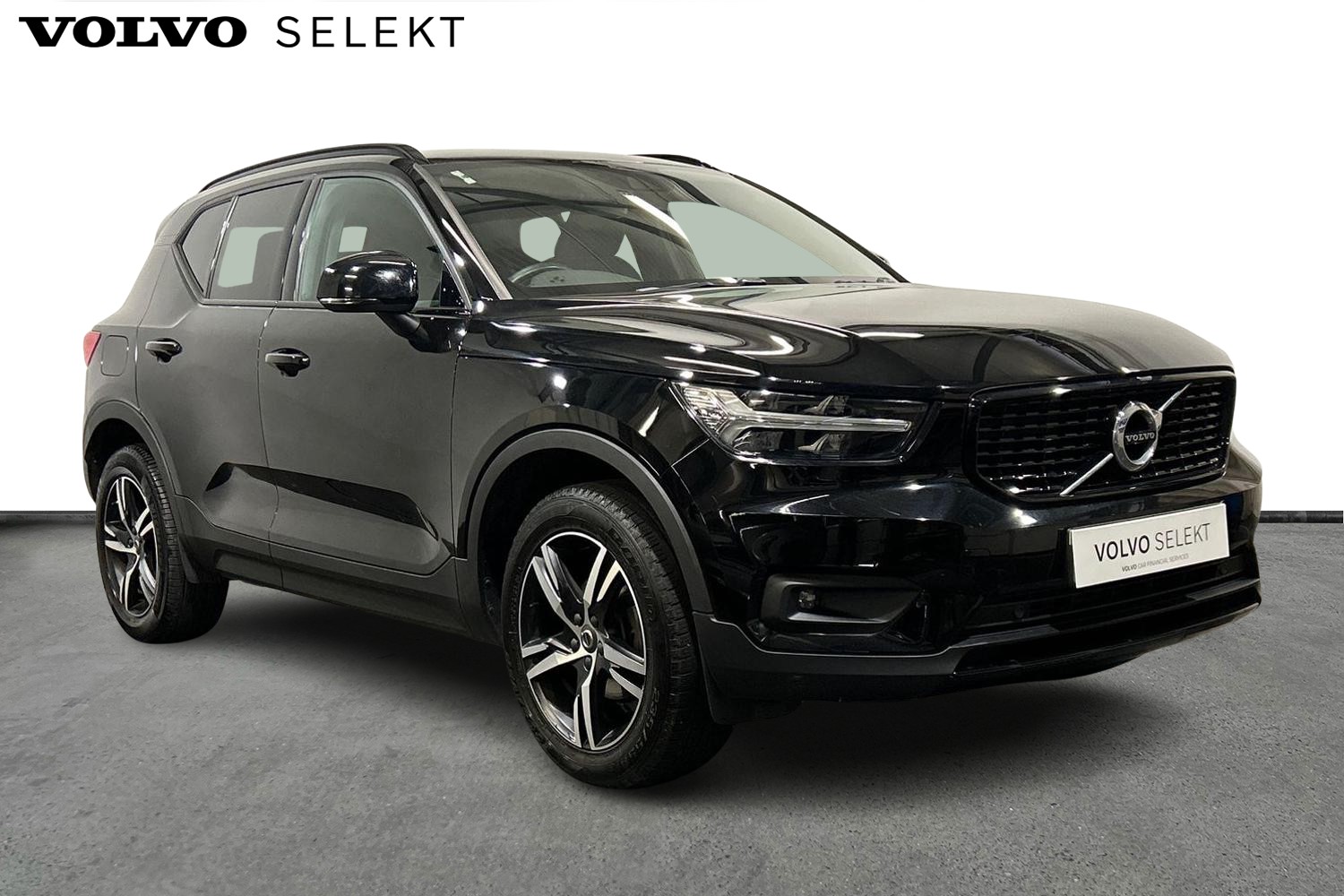 Main listing image - Volvo XC40