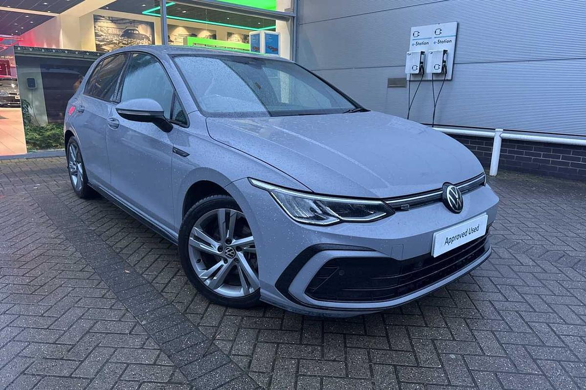 Main listing image - Volkswagen Golf