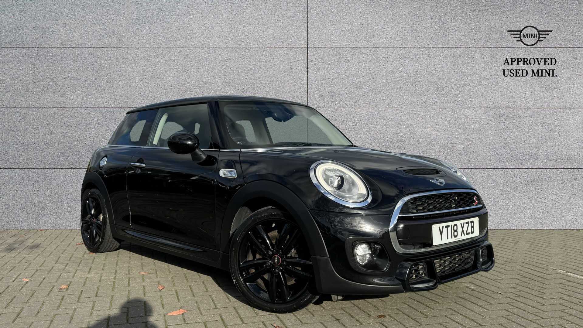 Main listing image - MINI Hatchback