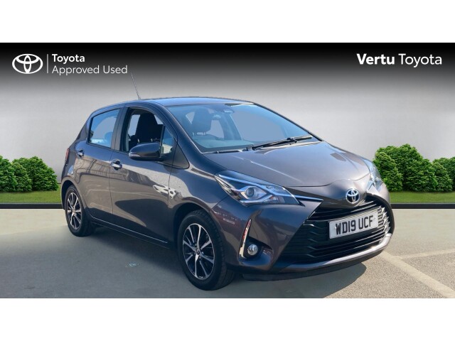 Main listing image - Toyota Yaris