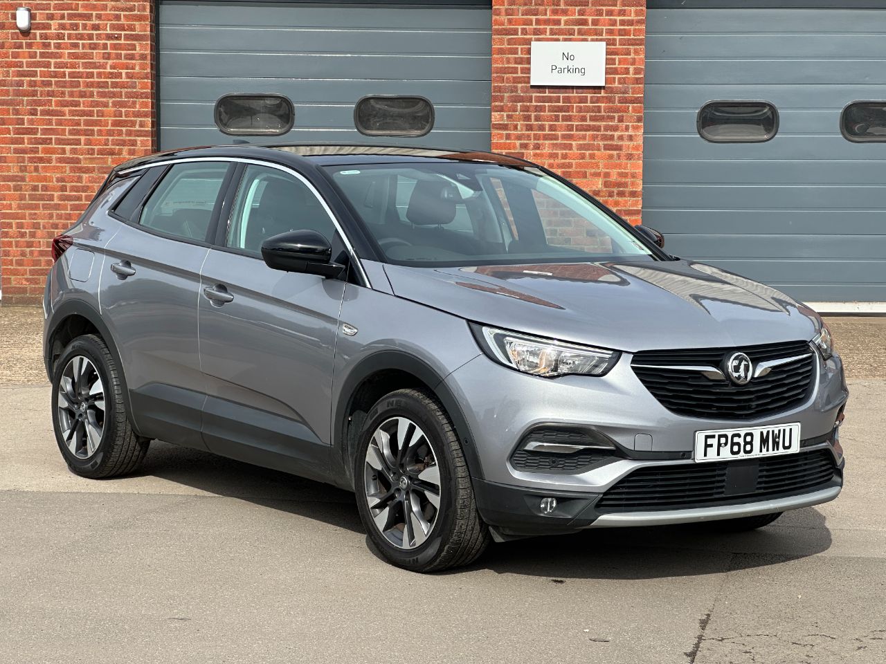 Main listing image - Vauxhall Grandland X