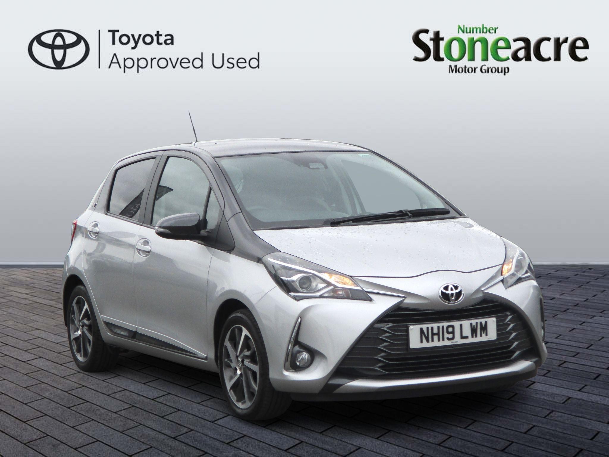 Main listing image - Toyota Yaris