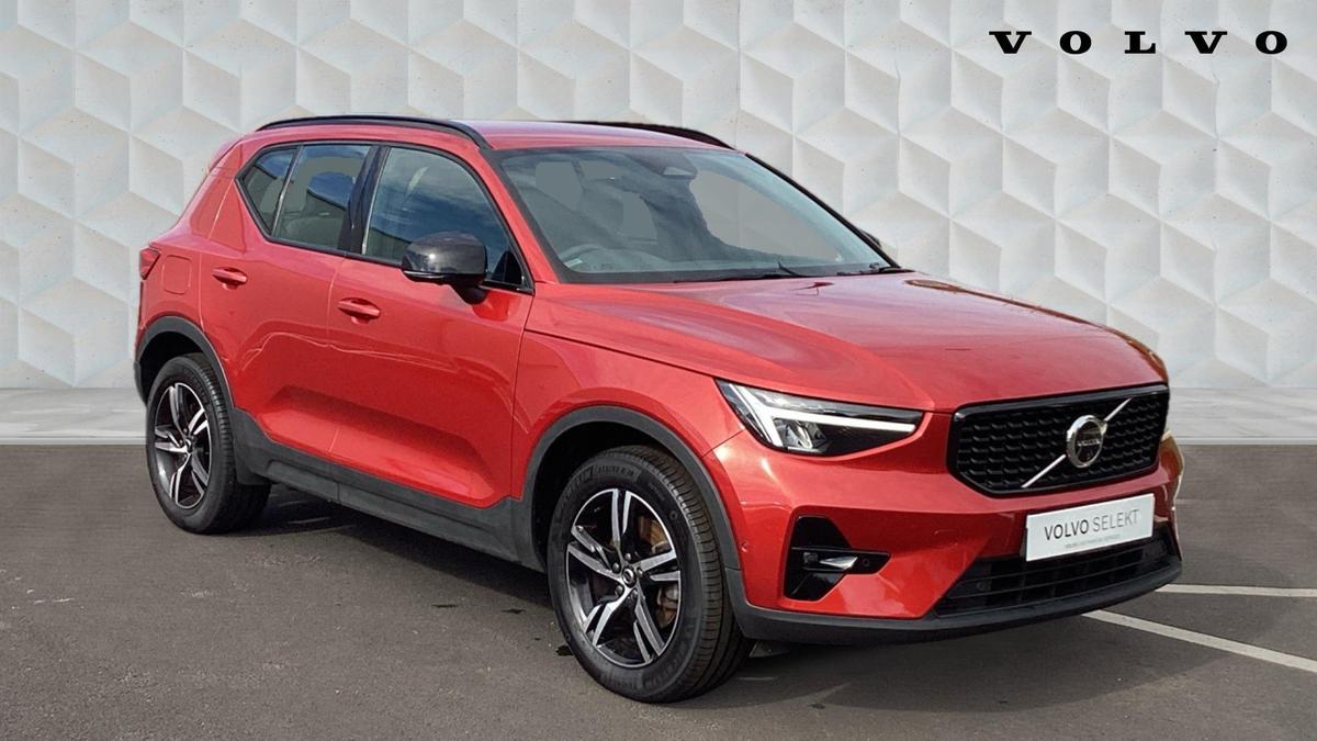 Main listing image - Volvo XC40
