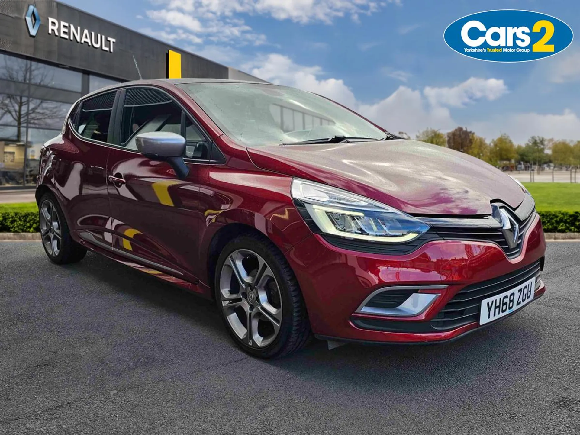 Main listing image - Renault Clio