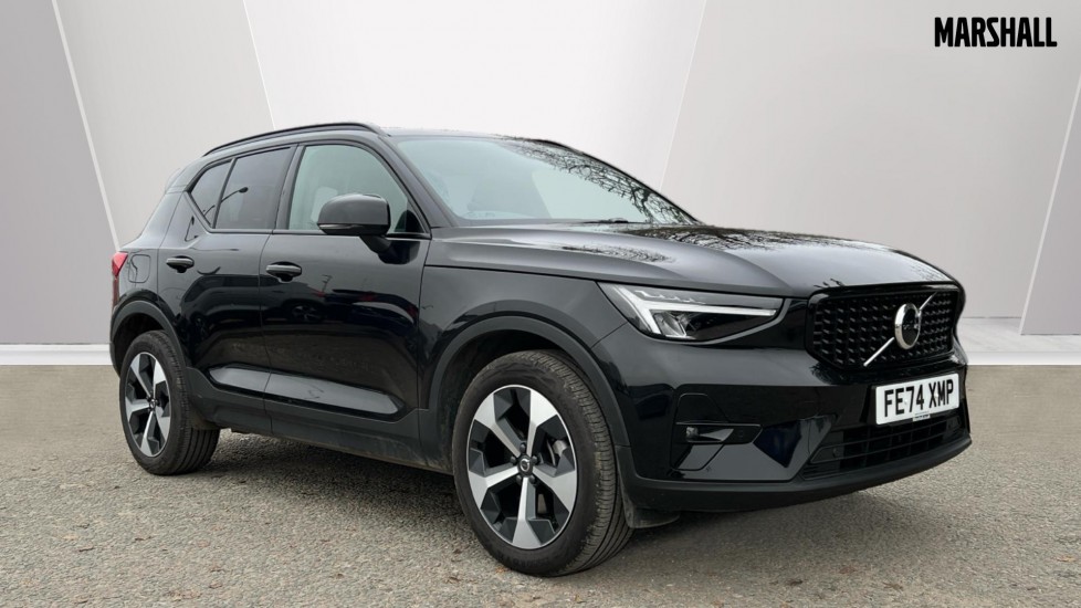 Main listing image - Volvo XC40