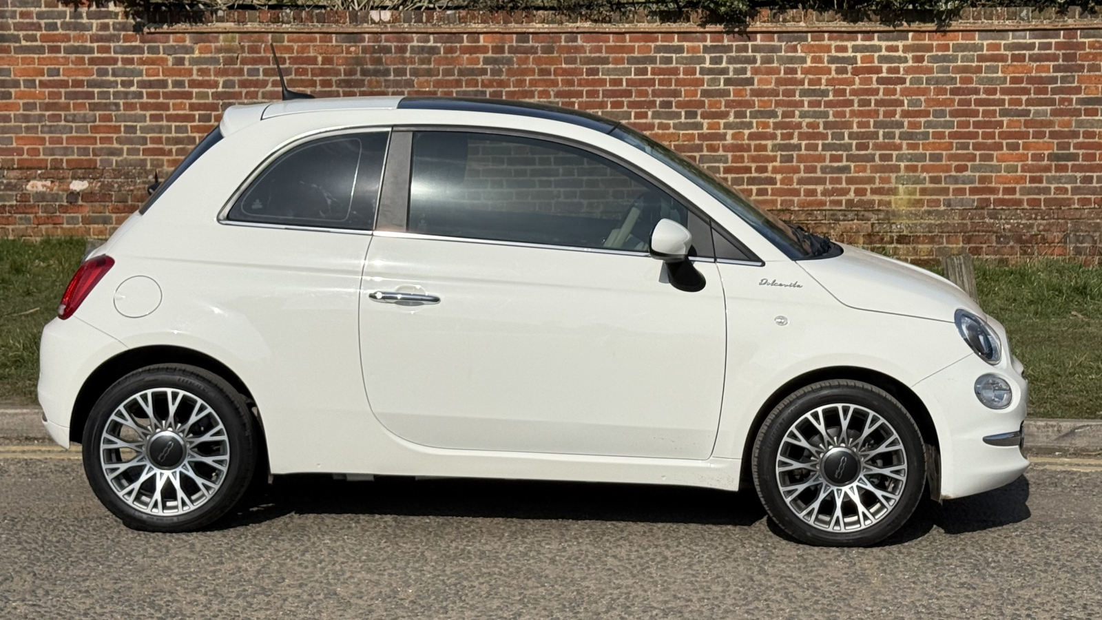 Main listing image - Fiat 500