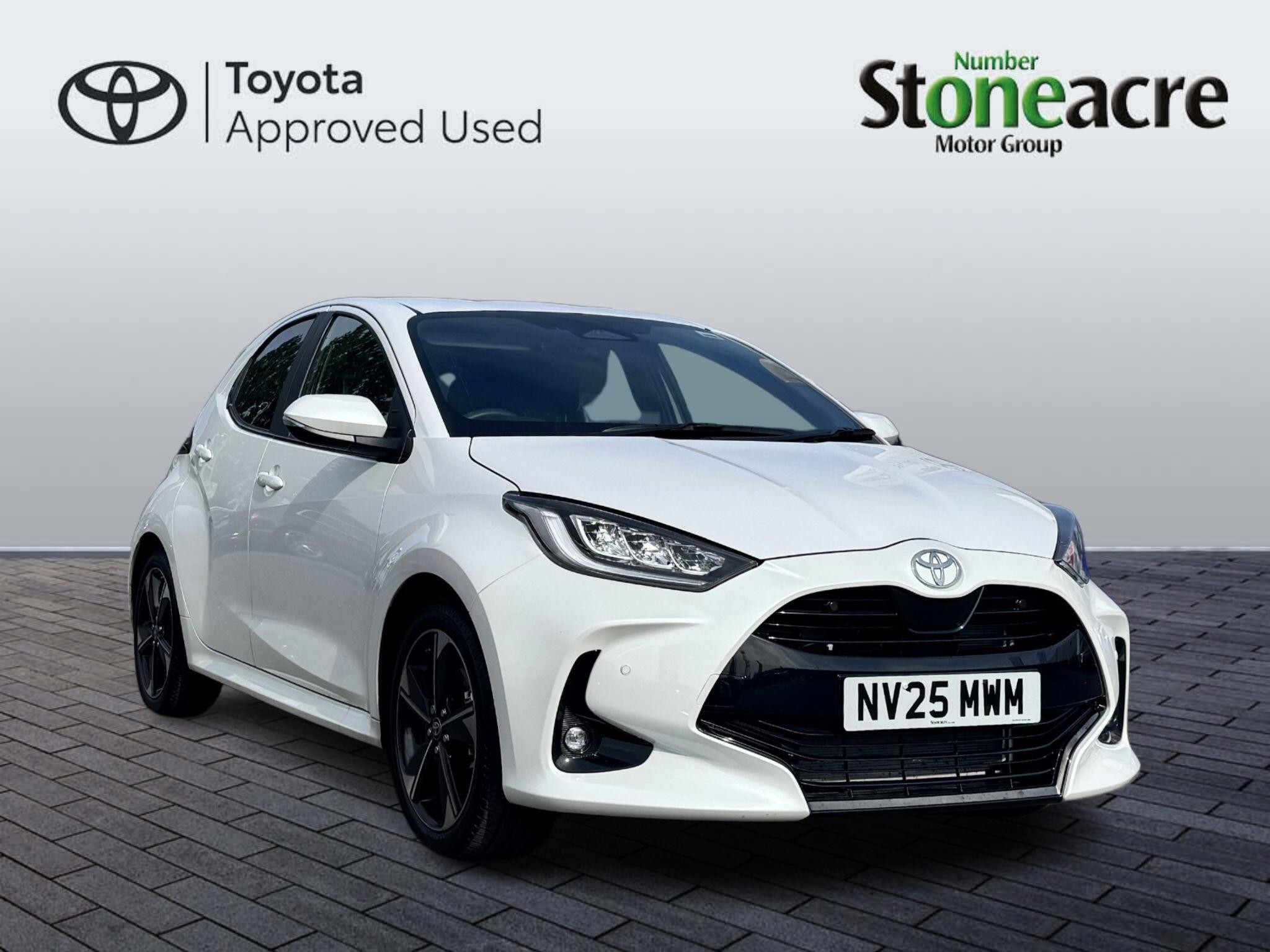 Main listing image - Toyota Yaris