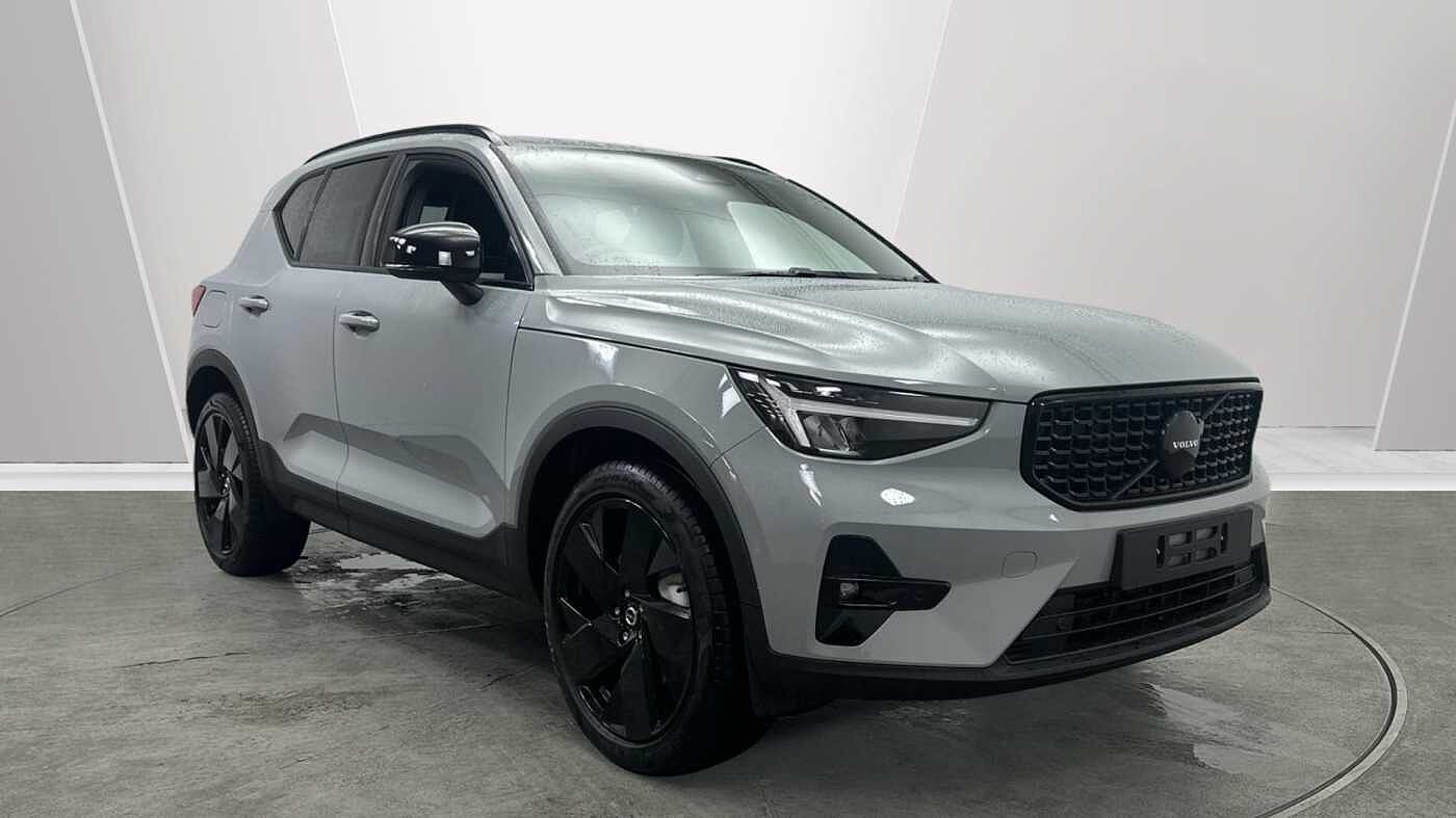 Main listing image - Volvo XC40
