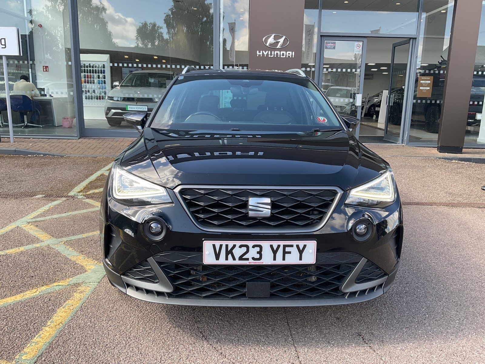 Main listing image - SEAT Arona