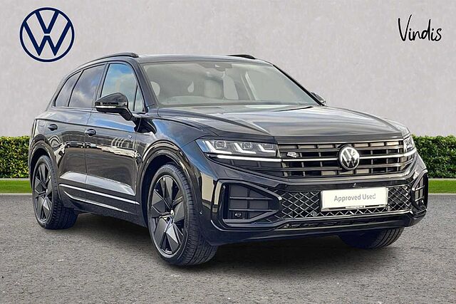 Main listing image - Volkswagen Touareg