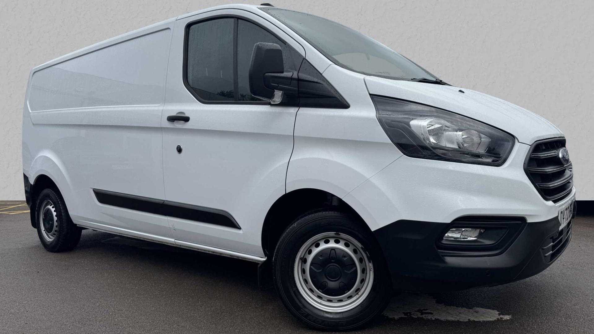 Main listing image - Ford Transit Custom