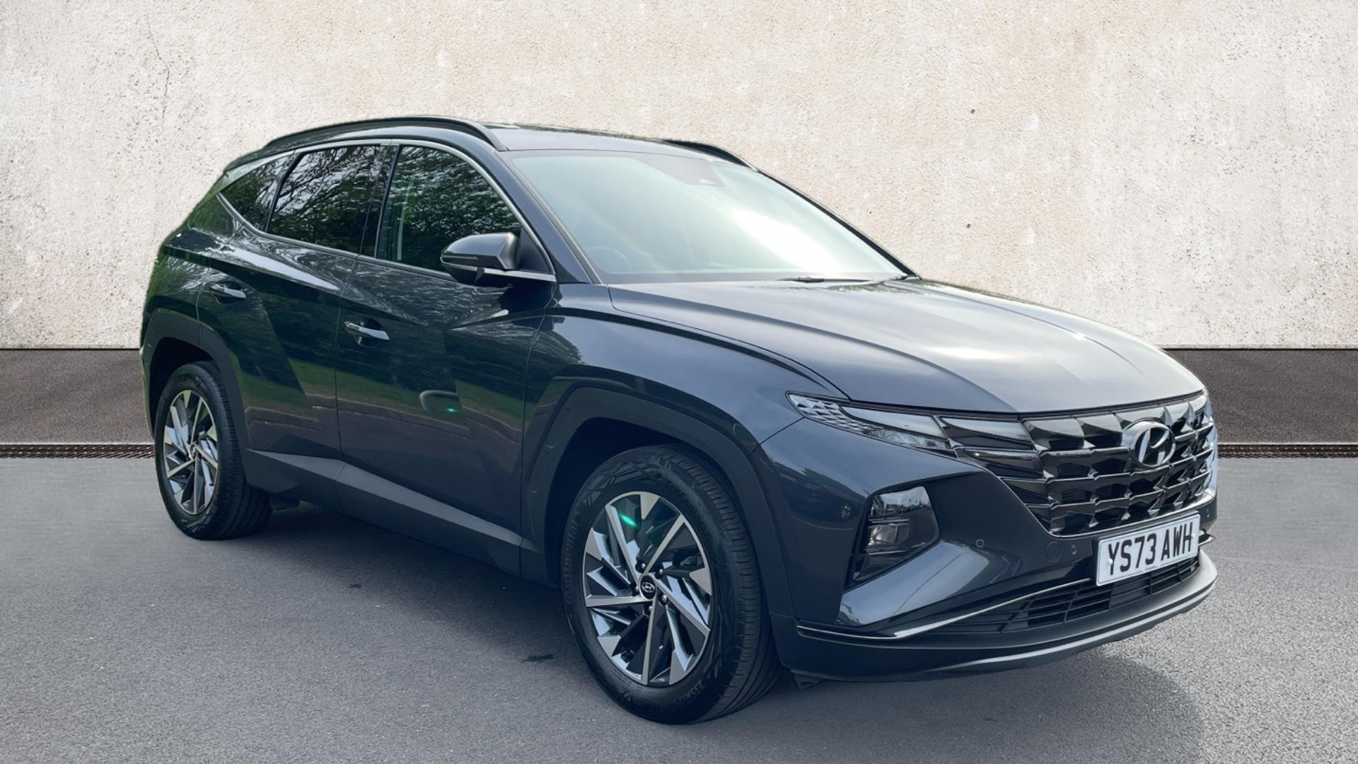 Main listing image - Hyundai Tucson