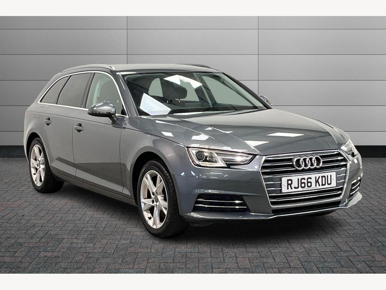 Main listing image - Audi A4 Avant