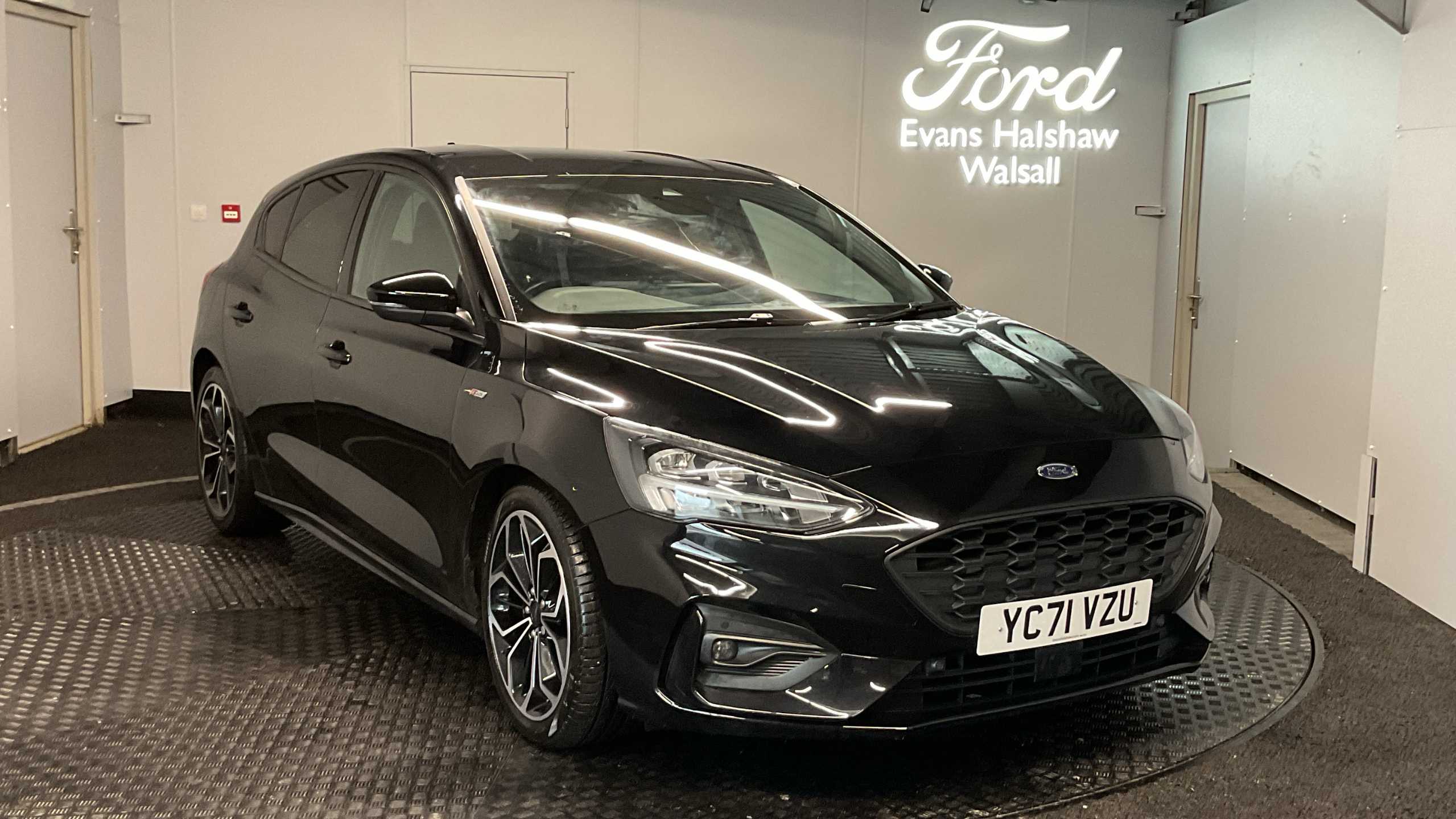 Main listing image - Ford Focus