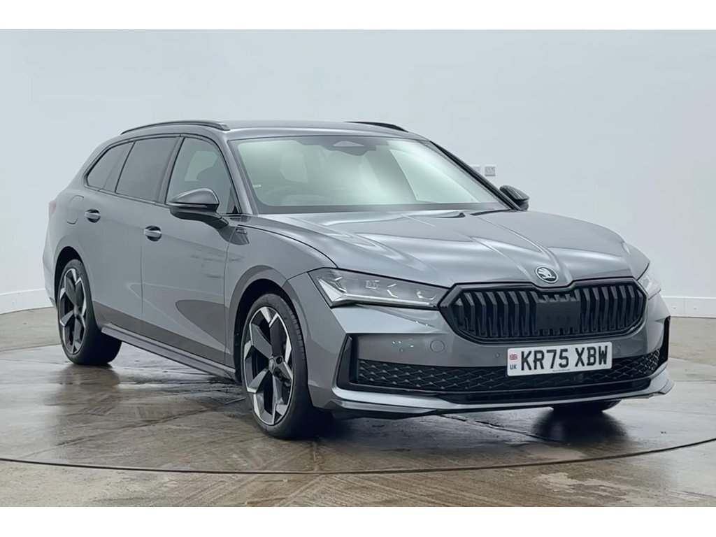 Main listing image - Skoda Superb Estate