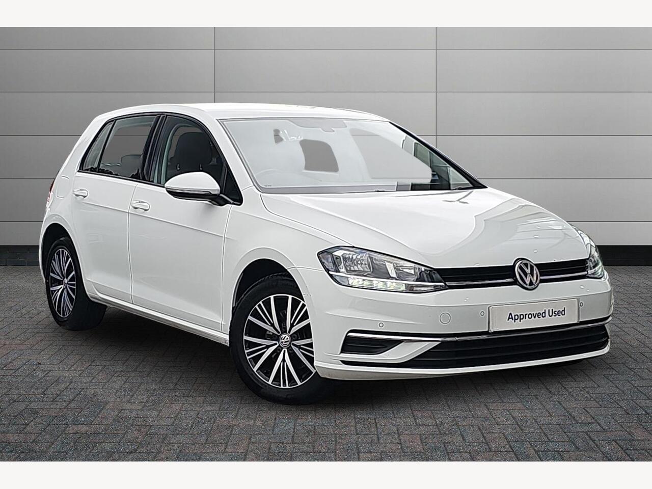 Main listing image - Volkswagen Golf