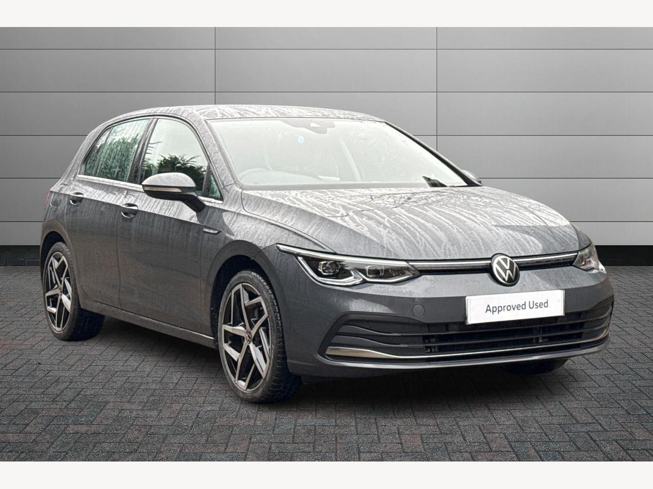 Main listing image - Volkswagen Golf