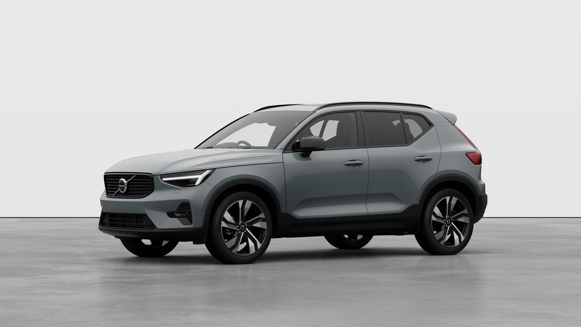 Main listing image - Volvo XC40