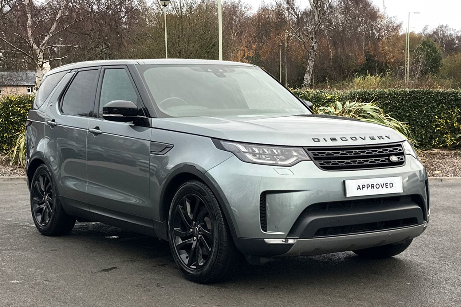 Main listing image - Land Rover Discovery