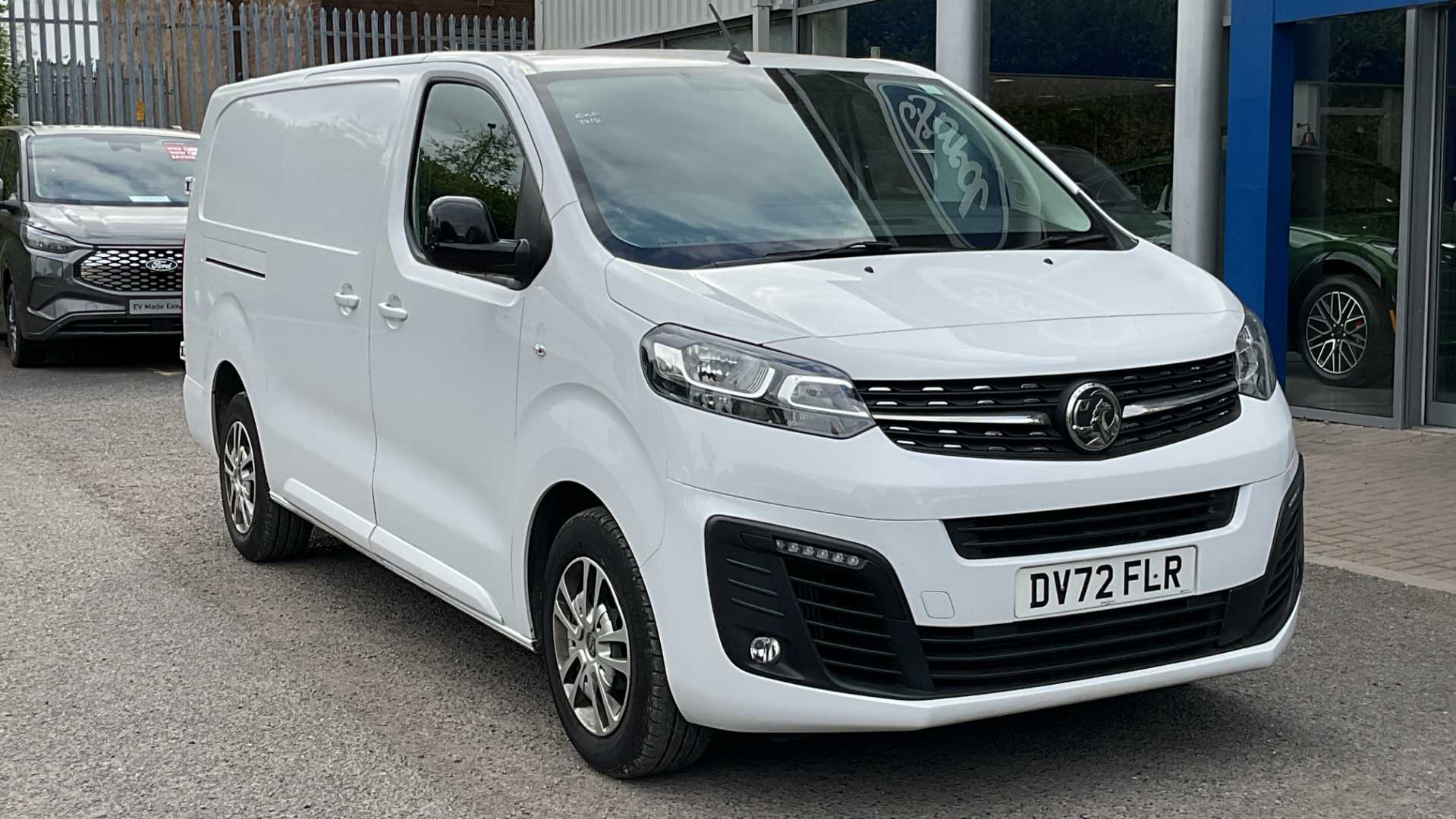 Main listing image - Vauxhall Vivaro