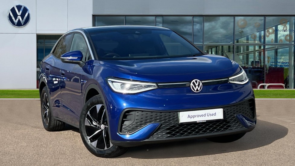 Main listing image - Volkswagen ID.5