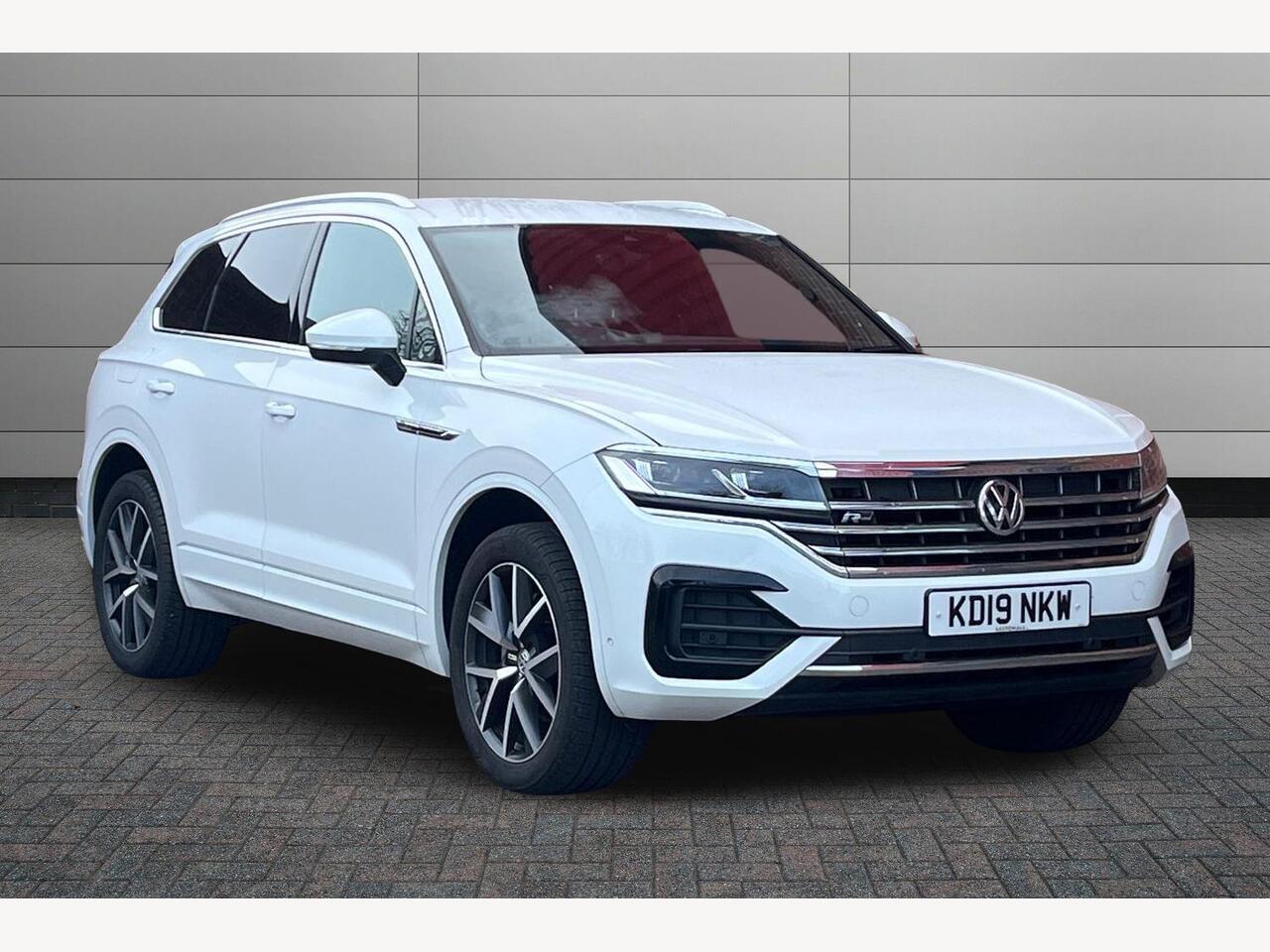 Main listing image - Volkswagen Touareg